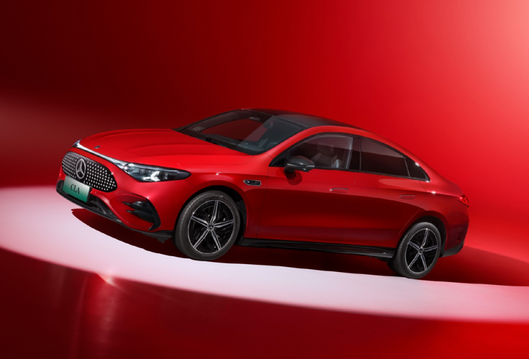热点丨奔驰纯电CLA卖出新势力的价格，豪华车变天了？