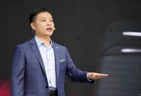 何小鹏“剧透”新车规划，明年推7款增程车抢市场
