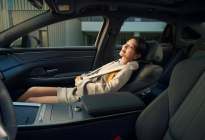 年轻人的第一台旗舰轿车!汉L置换补贴后19.48万元起