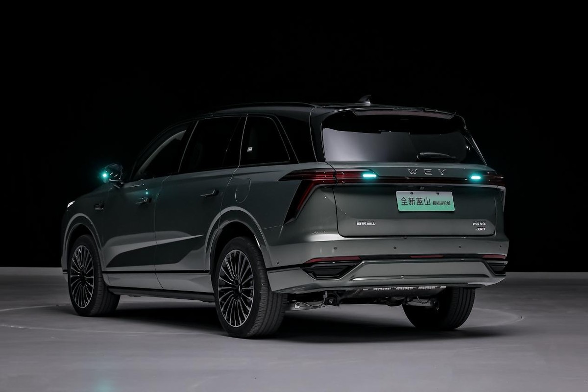 长城汽车VLA大模型正式上车，魏牌全新蓝山智能进阶版全网首测CP Master辅助驾驶(图9)