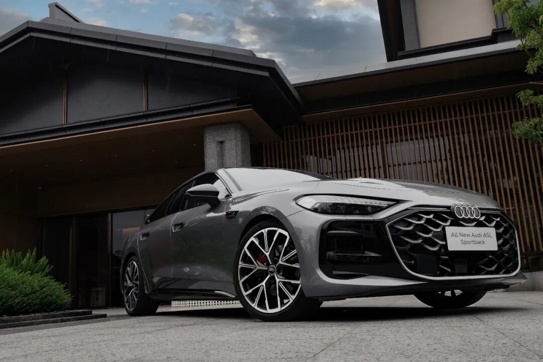 合资2.0“上奥迪”双子星，正刷新豪华品牌的上限