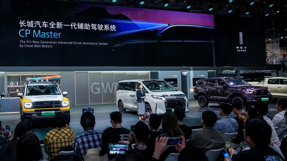 行业丨从自研智驾到拿来主义，车企为何纷纷不要“灵魂”了？