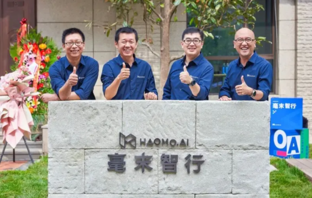 行业丨从自研智驾到拿来主义，车企为何纷纷不要“灵魂”了？