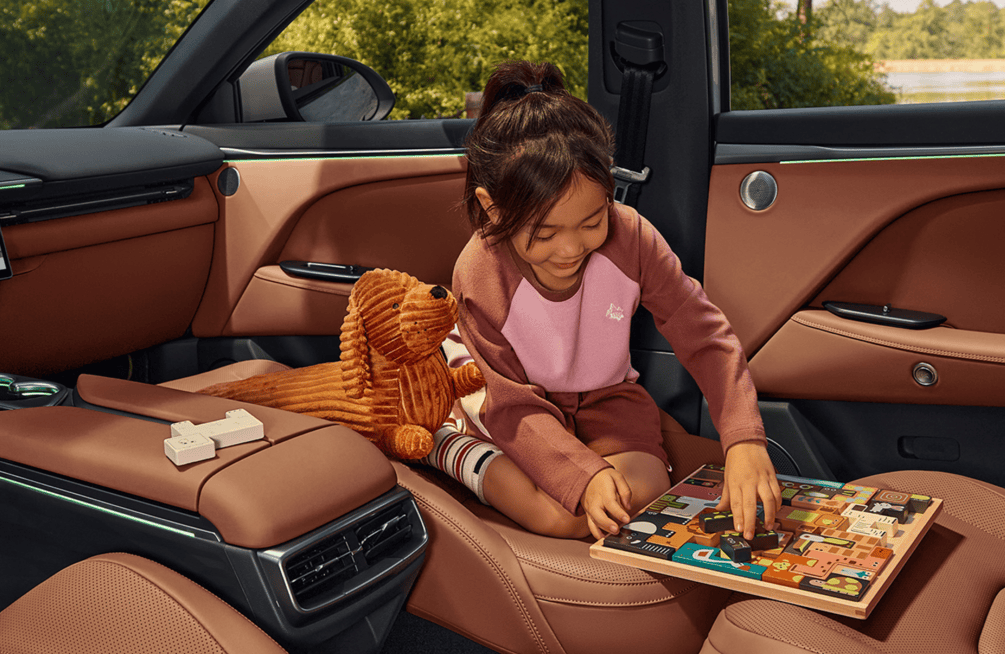 十多万SUV也讲究，极狐全新阿尔法T5把高阶体验拉进日常