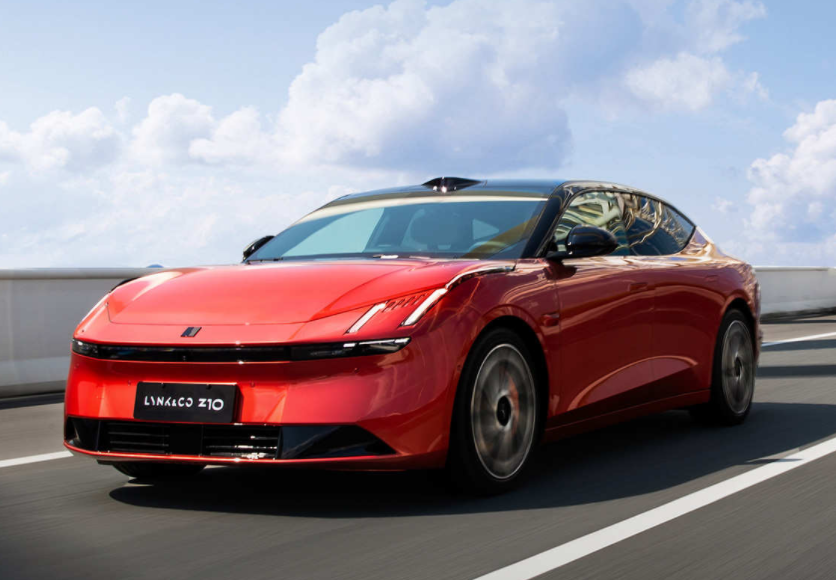 韧性2025丨从十大现象观察，看中国汽车业新趋势