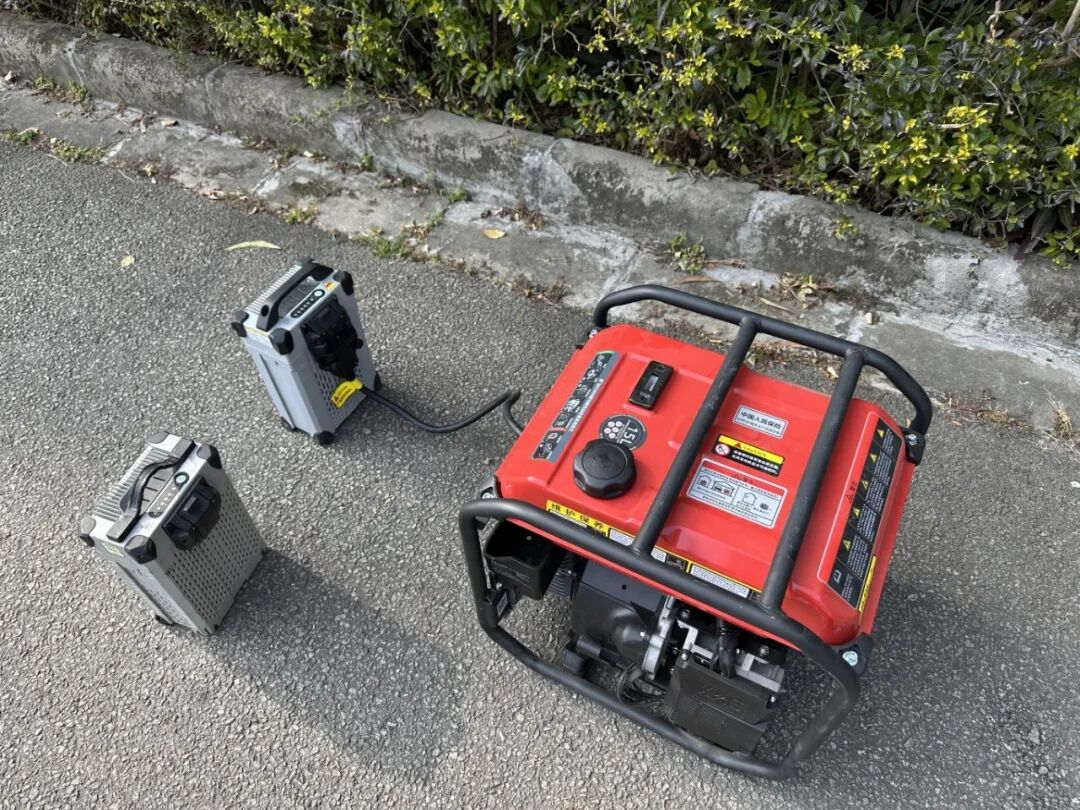 天冷了,给你的农业无人飞机电池一份“安全过冬”指南(图6) 天冷了,给你的农业无人飞机电池一份“安全过冬”指南(图6)