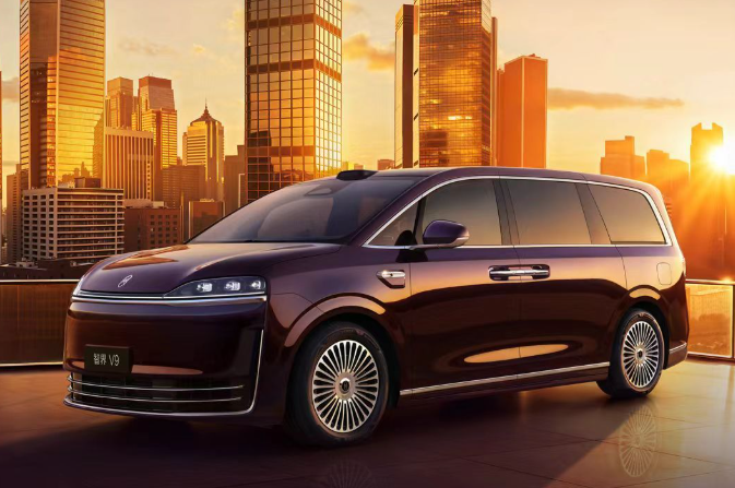 新车丨尚界Z7、智界V9、问界M6等，鸿蒙智行2026年火力全开，谁慌了？