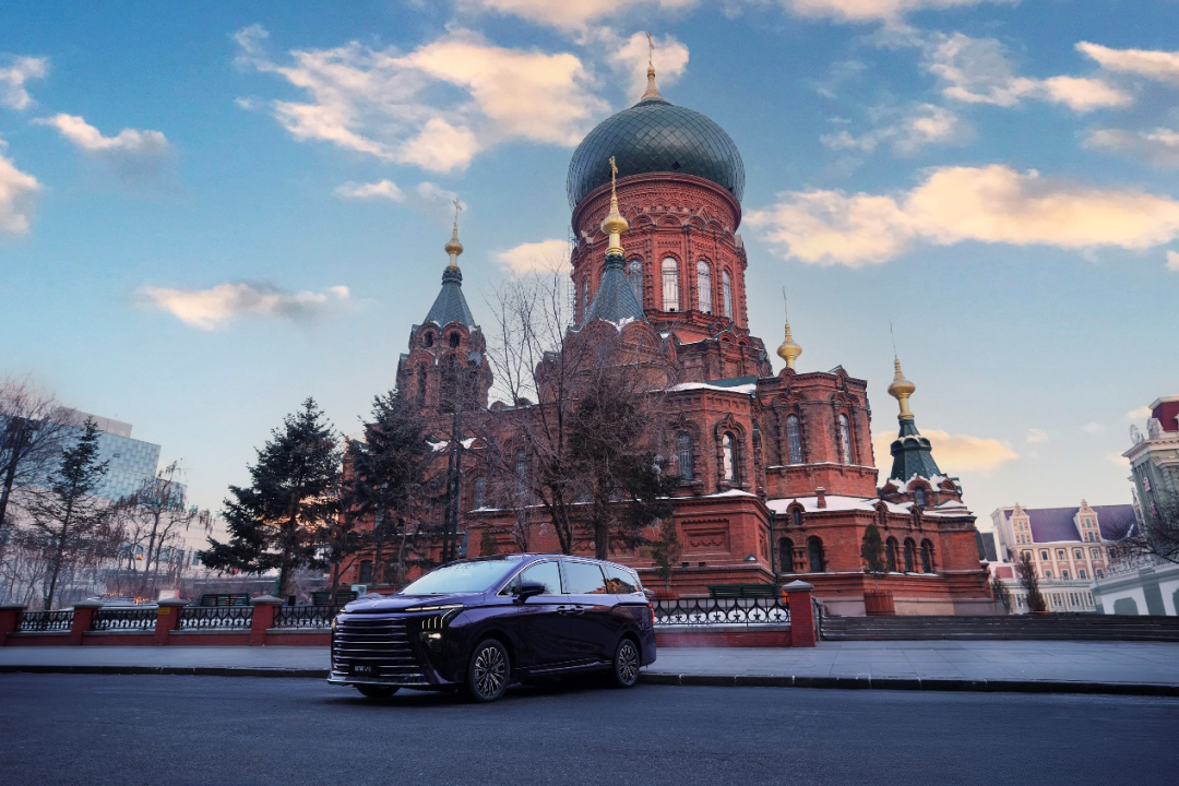 星海V9“冻真格”！畅游哈尔滨，全家冬季旅行MPV首选！