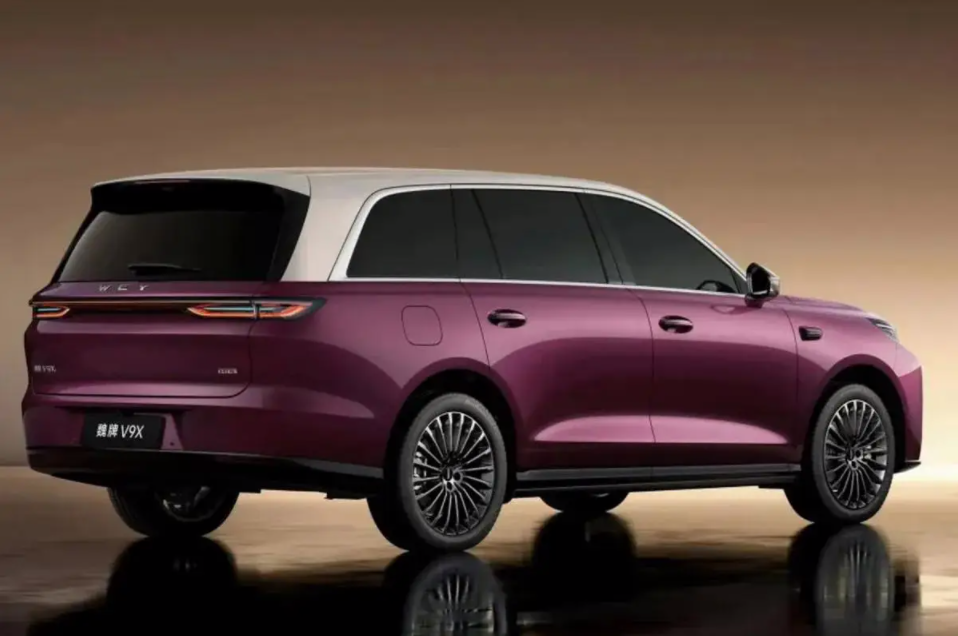 热点丨保时捷Taycan、沃尔沃XC70等，豪华车集体召回深陷“质量门”？