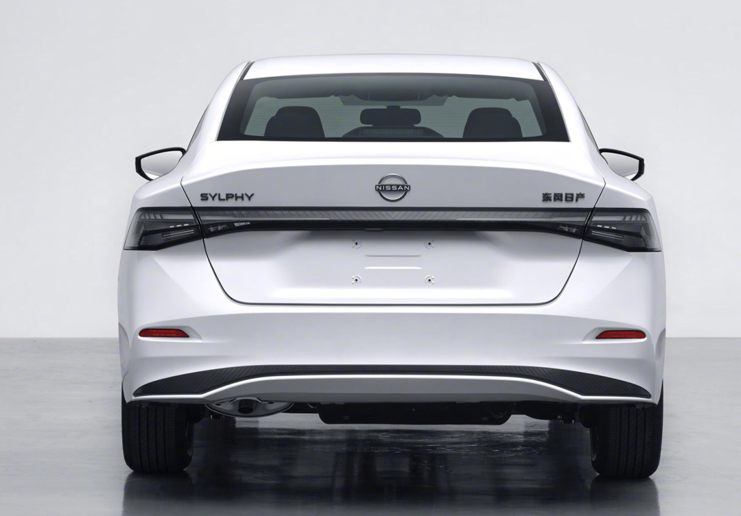 新车｜“油车党”狂喜！全新轩逸、全新速腾S等重磅车将上市，豪车、平民车都有