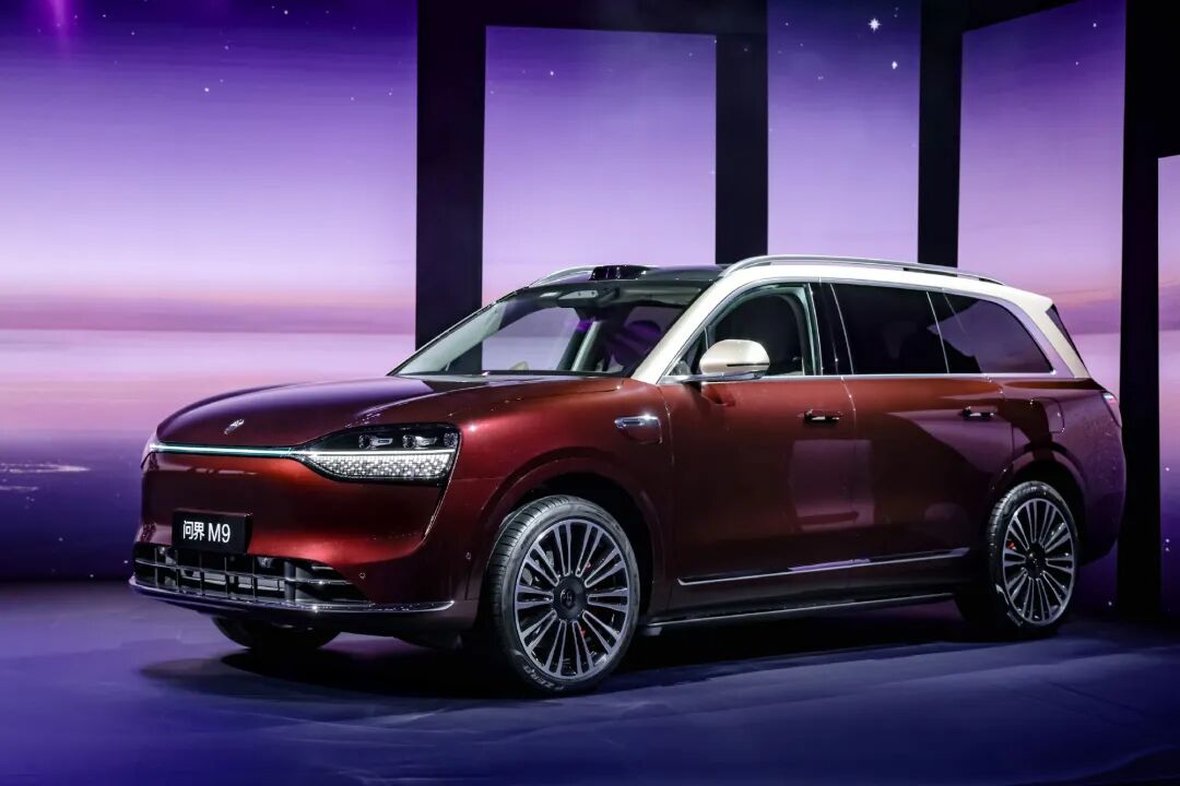 行业丨1月车市凛冬：销量环比骤降近三成，新能源渗透率下滑，车企如何破局？