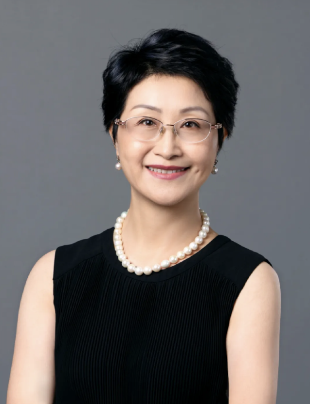 行业丨杨美虹荣休，李方方履新，福特中国新团队迎战2026