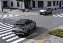 2026款起亚狮铂拓界SUV车型上市，一口价10.99万元起