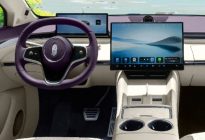 能否重回月销过万？新款智界R7上市，25.98万起