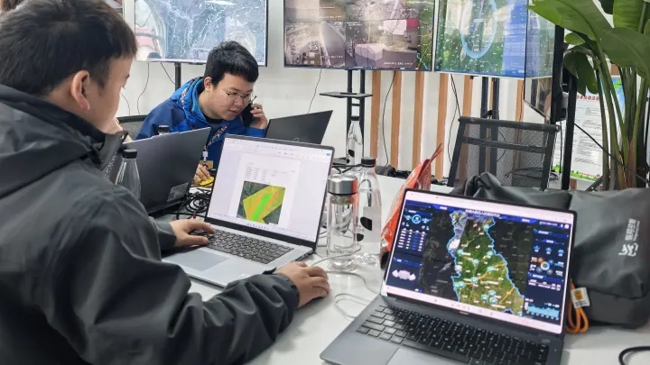 纵横股份“天空之眼”护航熊猫蜀道山超级越野赛(图2)