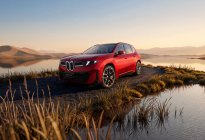 实拍体验新世代BMW iX3长轴距版，重新定义智能纯电驾趣！