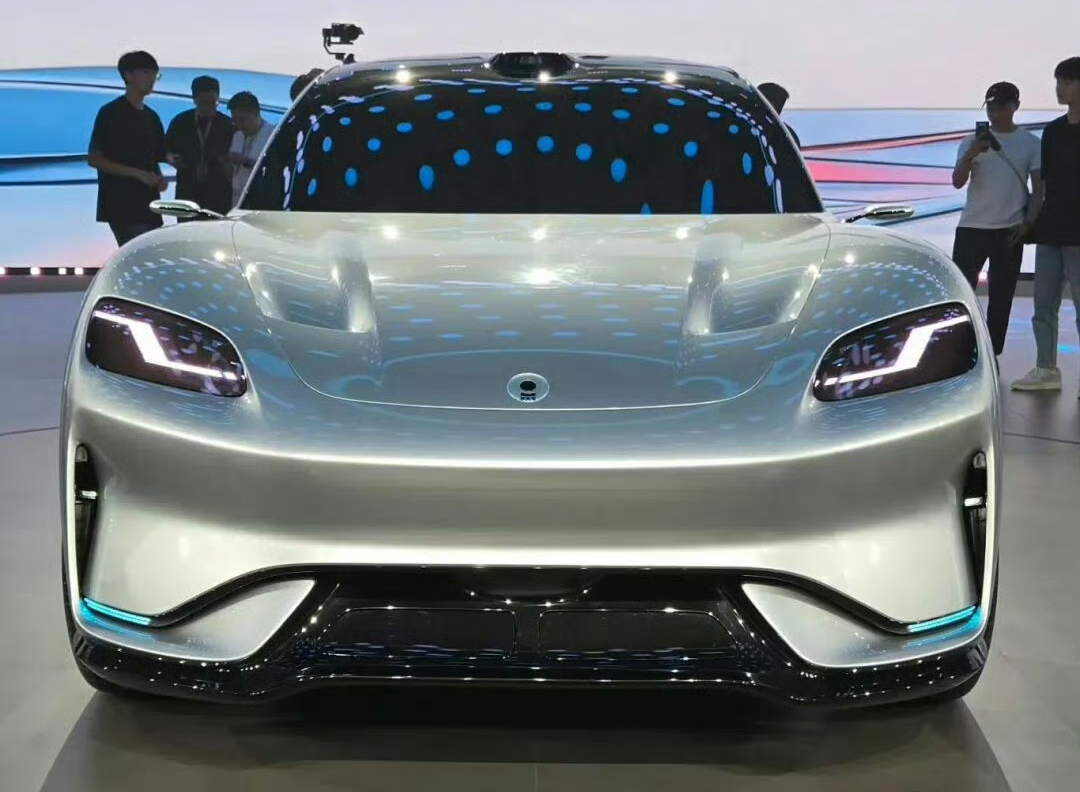 热点丨LOGO撞脸、字节“打脸”，赛豆AIVA出道即翻车？