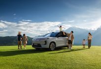 腾势N8L闪充版：一辆真正读懂中国家庭需求的大六座SUV