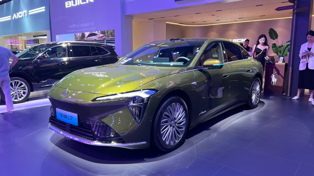 车展｜2026成都车展合资新车，ID.ERA 5S、宝马iX3等，谁是真的开窍了？