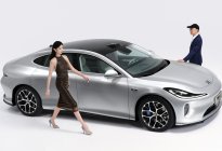 19.99万起全新一代智己L6上市，20万级最强纯电轿跑！
